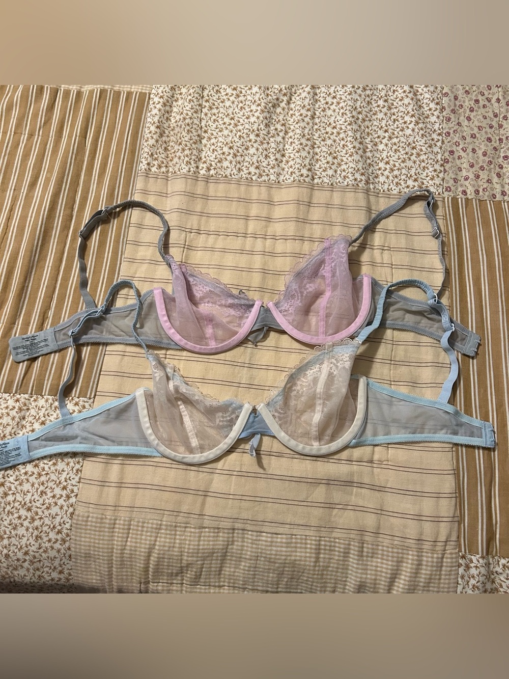 Simply Vera by Vera Wang lace bras 34C - Picture 4 of 4